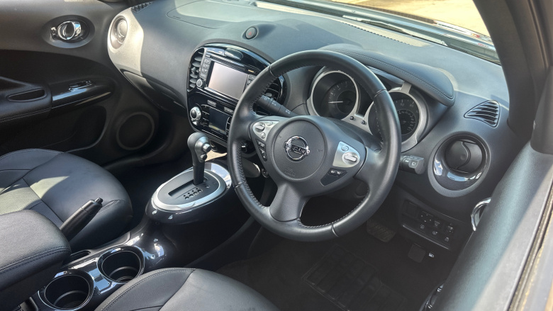 Nissan Juke 1.6 [112] Tekna 5dr CVT [Bose] Petrol Hatchback